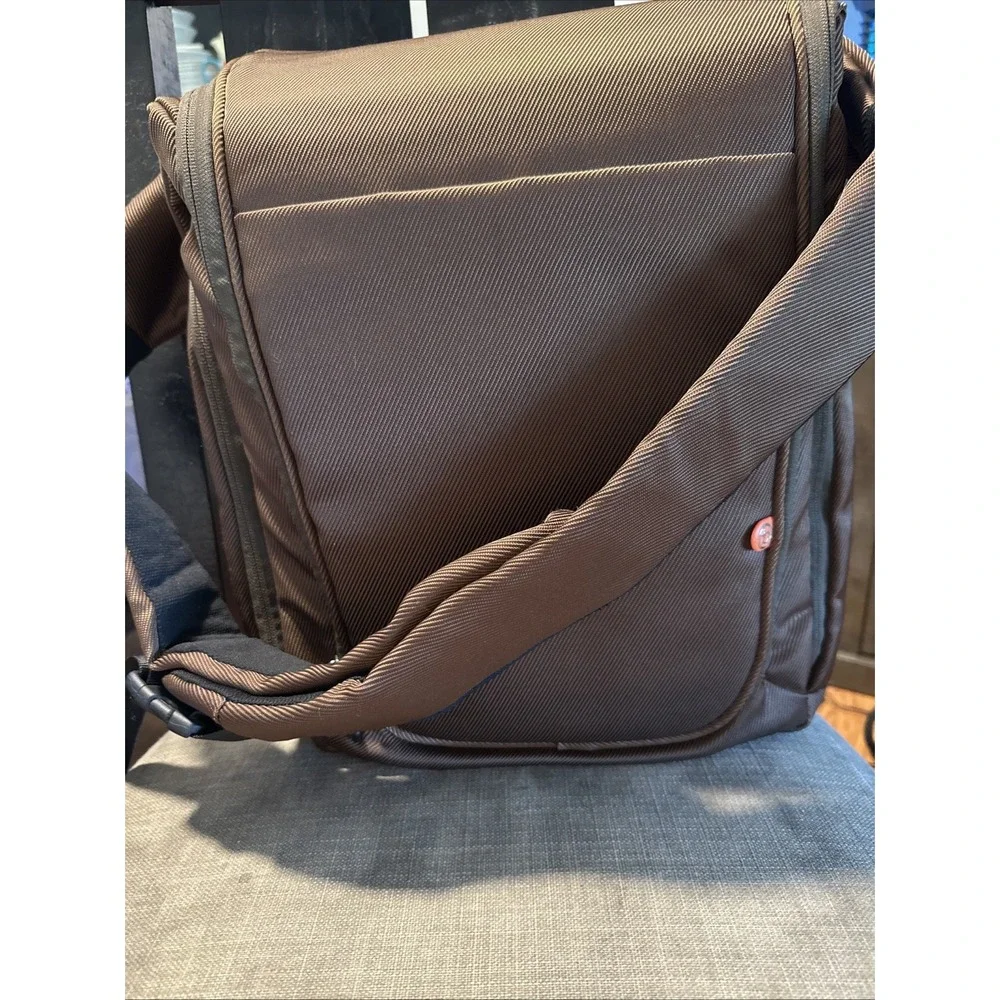 Booq Laptop Bag Brown Ballistic Nylon Messenger Briefcase 17